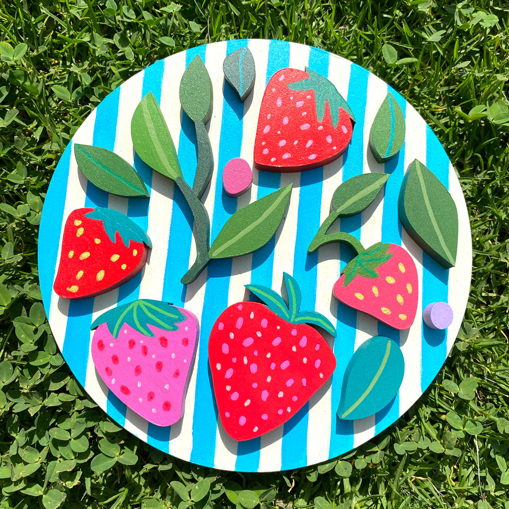 Figura decorativa MDF frutillas grandes