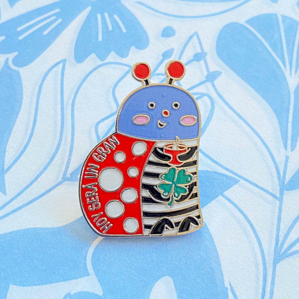 Pin chinita buena suerte