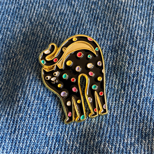 Pin gatito con puntos