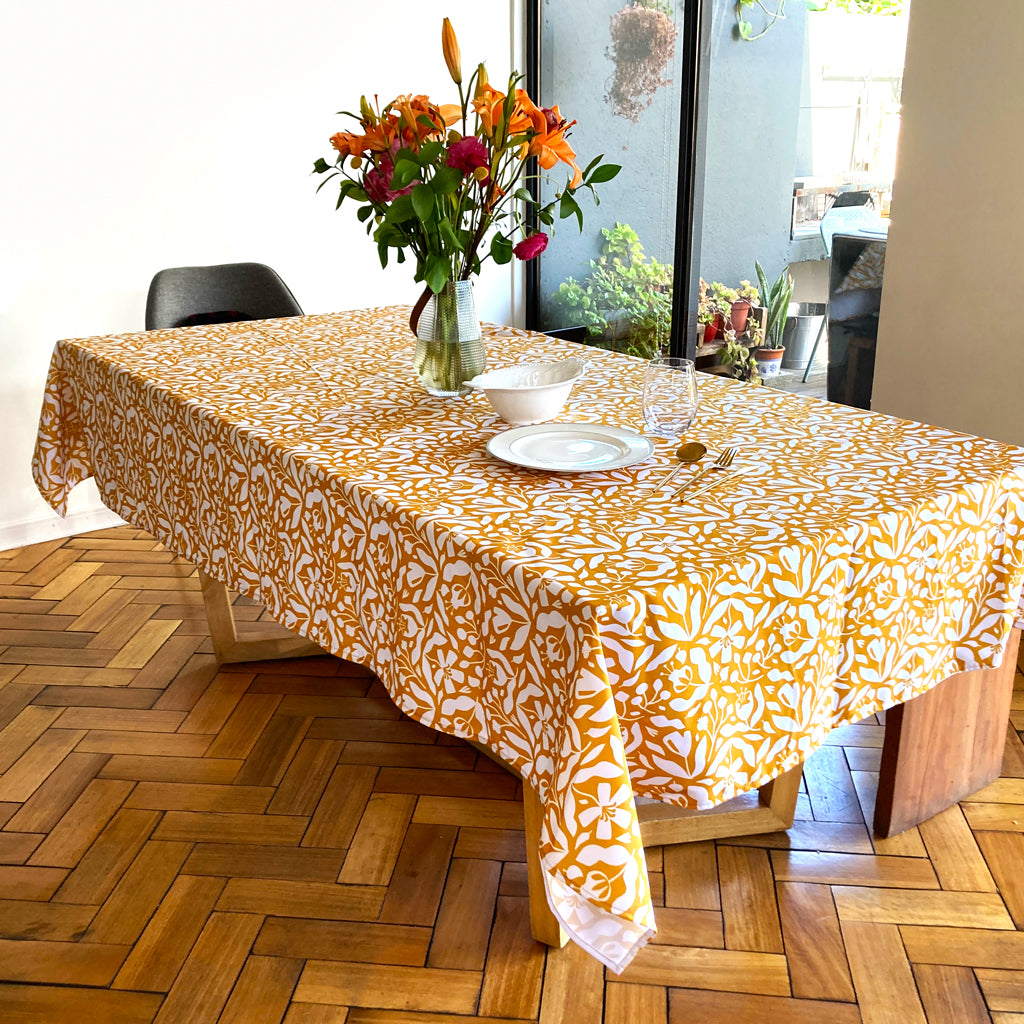 Mantel flores mostaza