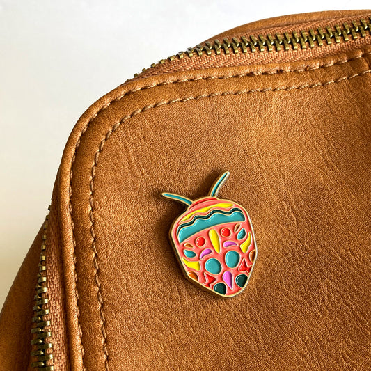 Pin escarabajo multicolor